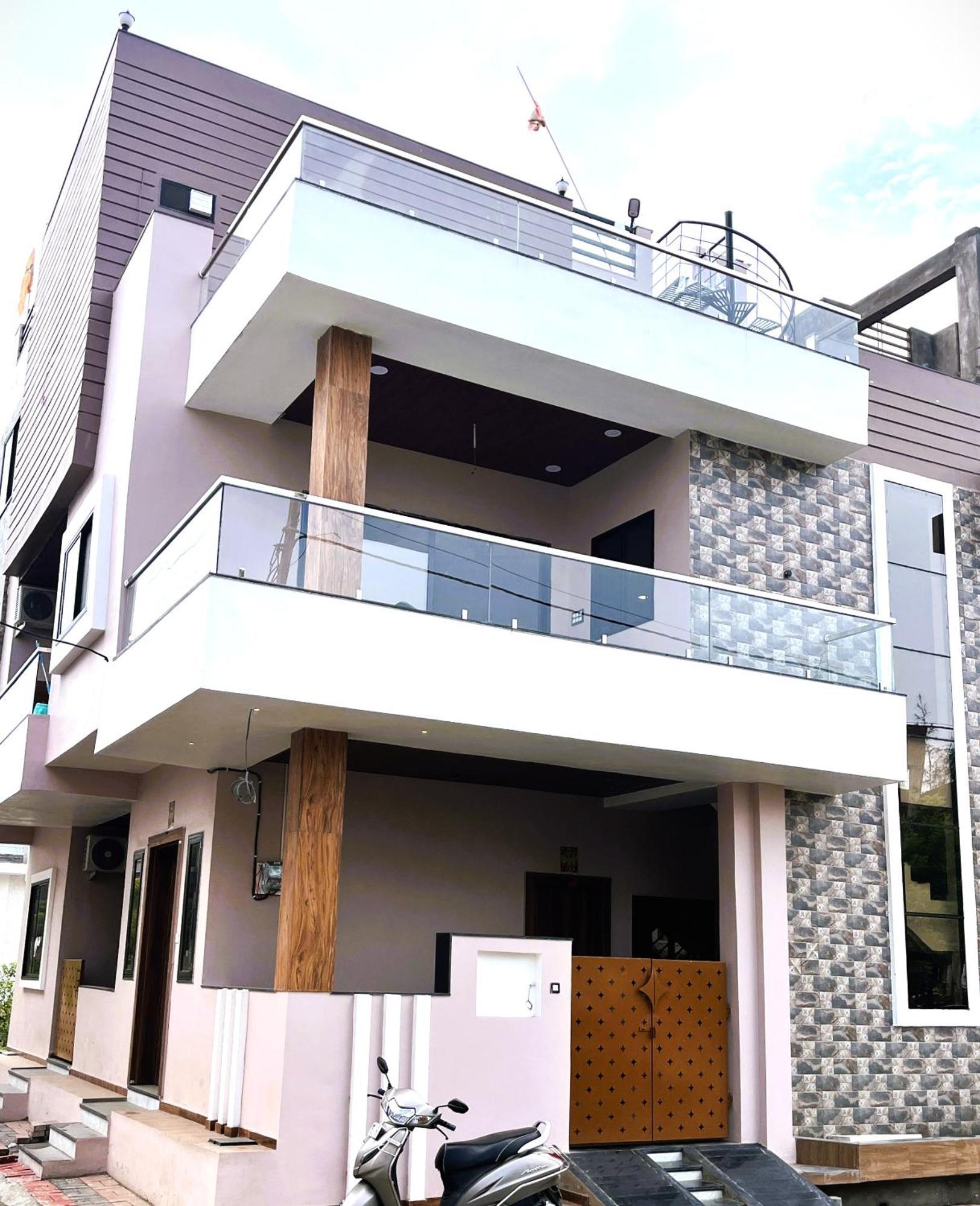 Shree Stay Inn Luxe' Holiday Home Ujjain Εξωτερικό φωτογραφία